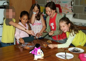 Making Darlek Chocolate Cake