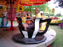 Tea cup ride